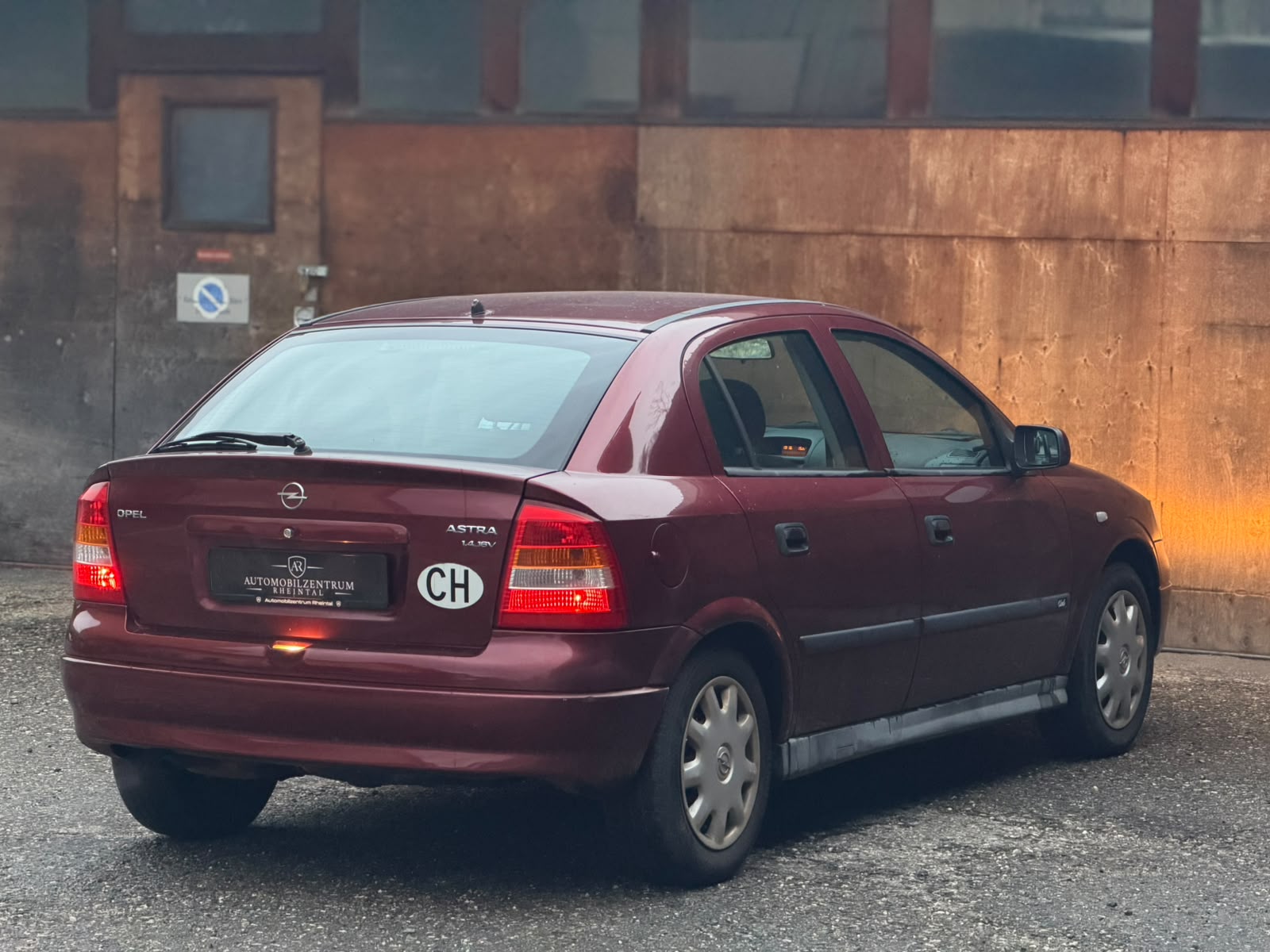 Opel Astra 1.4i – Bild 5