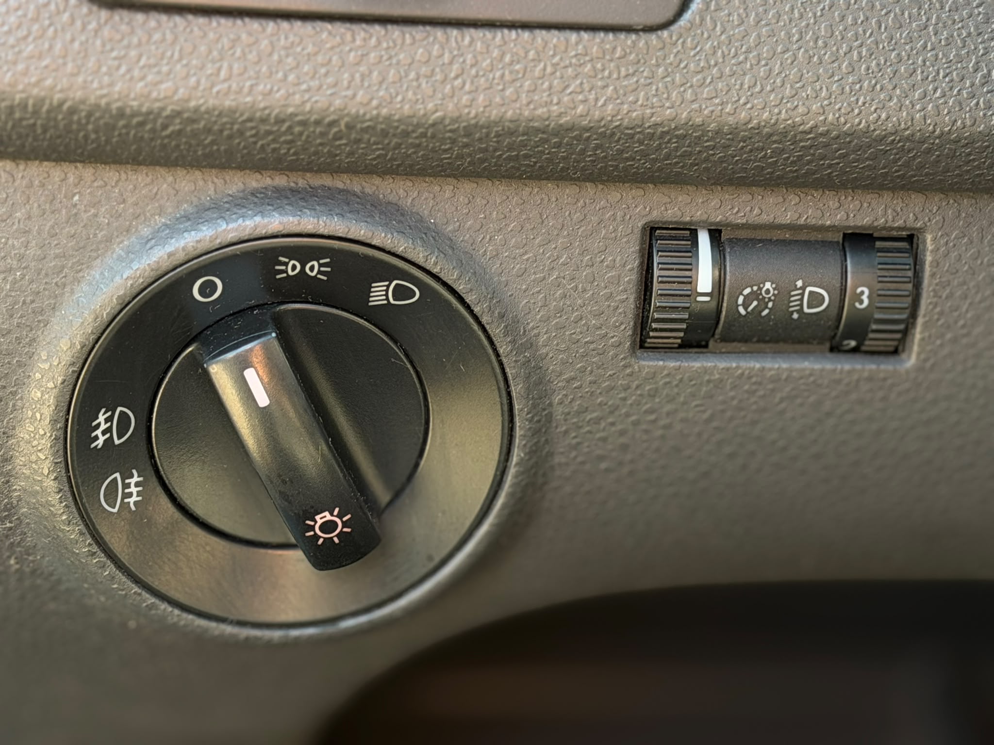 Volkswagen Polo 1.4 16V – Bild 16